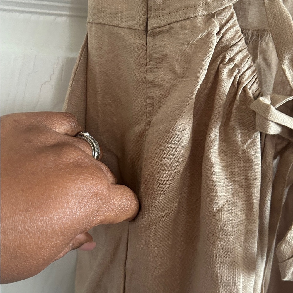 NWT Camellia Sleeveless Wide-Leg Jumpsuit in Beige - Picture 10 of 13